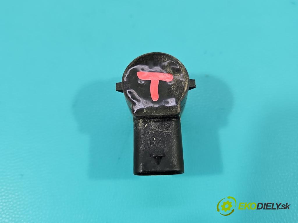 Tesla Model 3 2017- 0.0b: automatic 377 kW 4- snímač parkovaní: 1127503-11-D
