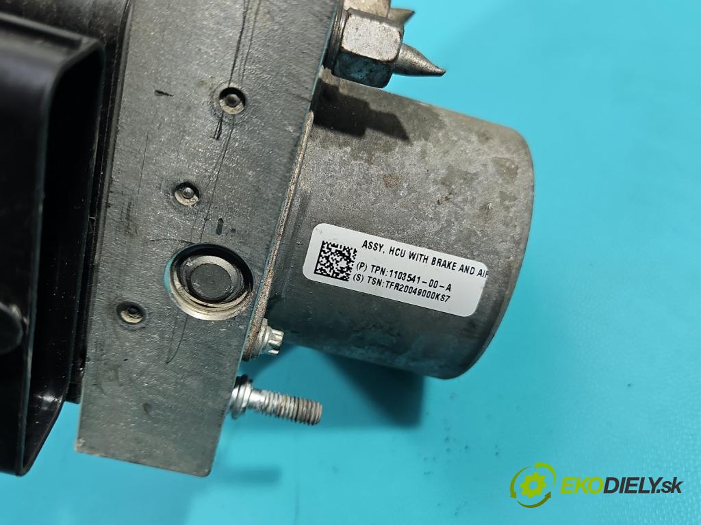 Tesla Model 3 2017- 0.0b: automatic 377 kW  4- čerpadlo abs 1103541-00-A (Pumpa ABS)