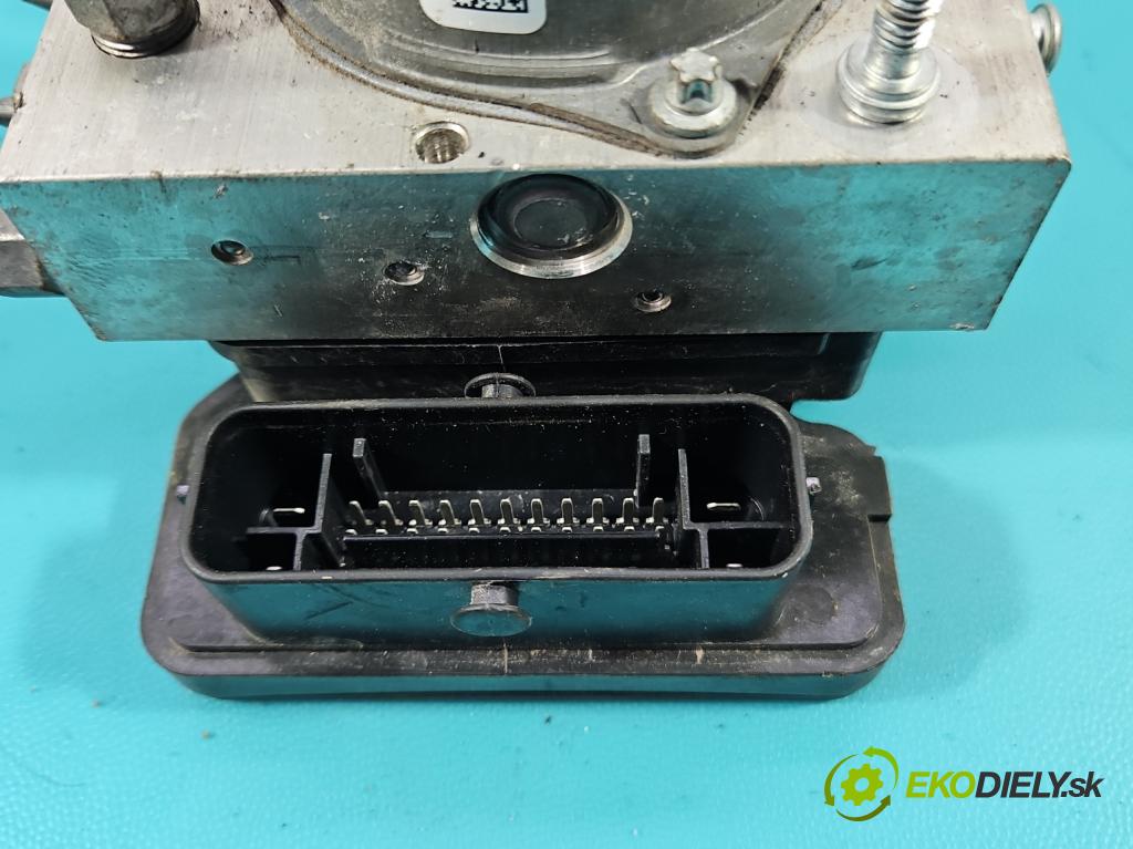 Tesla Model 3 2017- 0.0b: automatic 377 kW  4- čerpadlo abs 1103541-00-A (Pumpa ABS)