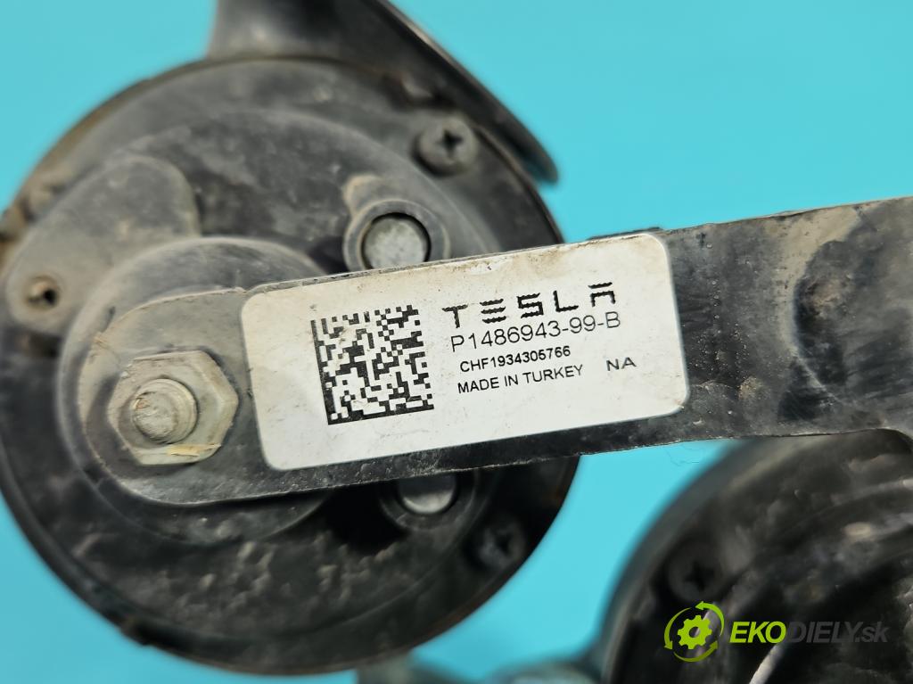 Tesla Model 3 2017- 0.0b: automatic 377 kW  4- Klakson: 0020046