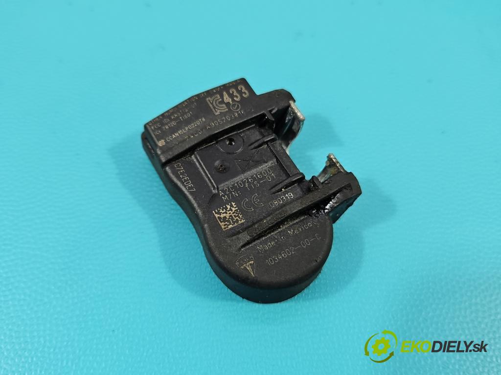 Tesla Model 3 2017- 0.0b: automatic 377 kW  4- snímač tlaku pneumatika A2C10261600 (Snímače tlaku v pneumatikách)