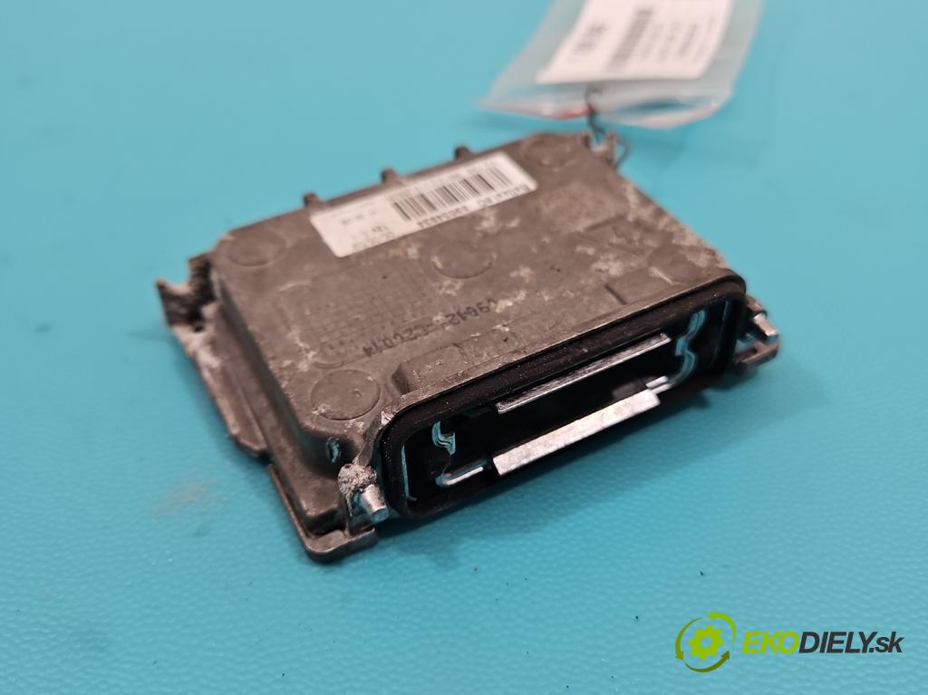 Citroen C5 II 2008-2017 2.0 hdi 136 HP automatic 100 kW 1997 cm3 5- střídač: xenon 89034934 (Riadiaca jednotka xenónu)