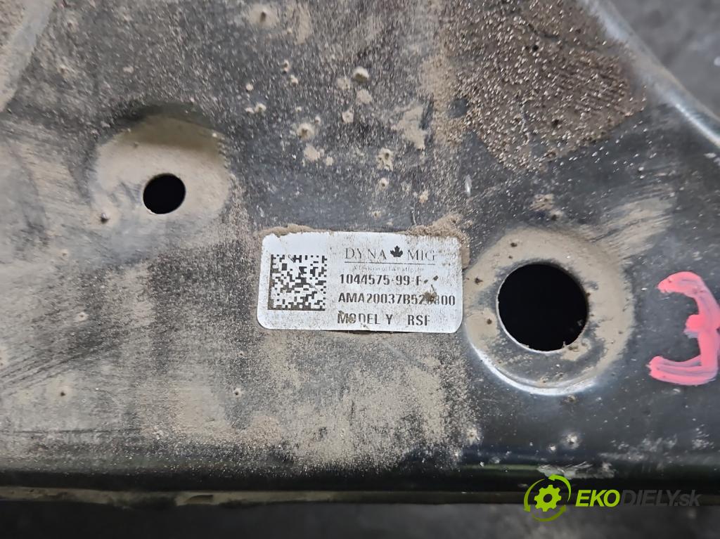 Tesla Model 3 2017- 0.0b: automatic 377 kW  4- zadní výztuha 1103557-00-A (Výztuhy zadní)