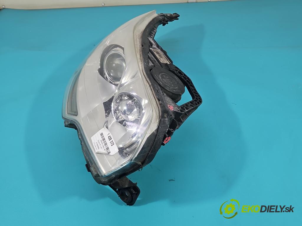 Citroen C5 II 2008-2017 2.0 hdi 136 HP automatic 100 kW 1997 cm3 5- Reflektor: pravý 9689037780 (Svetlo predné pravé)
