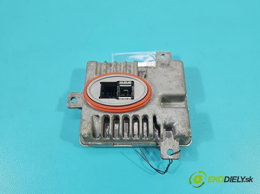 Bmw 3 E90 2005-2013 2.0d 184hp automatic 135 kW 1995 cm3 5- střídač: xenon 7237647 (Riadiaca jednotka xenónu)