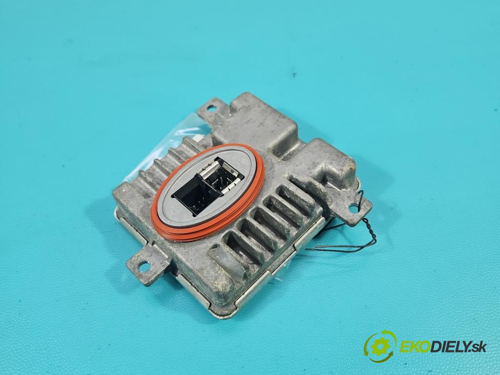 Bmw 3 E90 2005-2013 2.0d 184hp automatic 135 kW 1995 cm3 5- střídač: xenon 7237647 (Riadiaca jednotka xenónu)