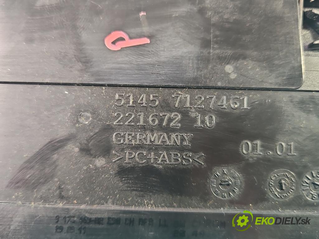 Bmw 3 E90 2005-2013 2.0d 184hp automatic 135 kW 1995 cm3 5- Rukojeť: na nápoje: 7127461 (Držiak (úchyt) na nápoje)