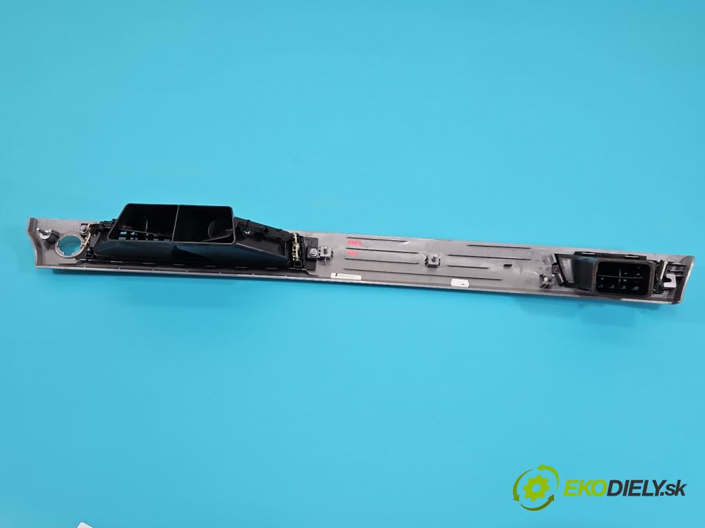 Bmw 3 E90 2005-2013 2.0d 184hp automatic 135 kW 1995 cm3 5- Mřížka: kúrenia stredová 9201023-02 (Mriežka kúrenia (fukár))