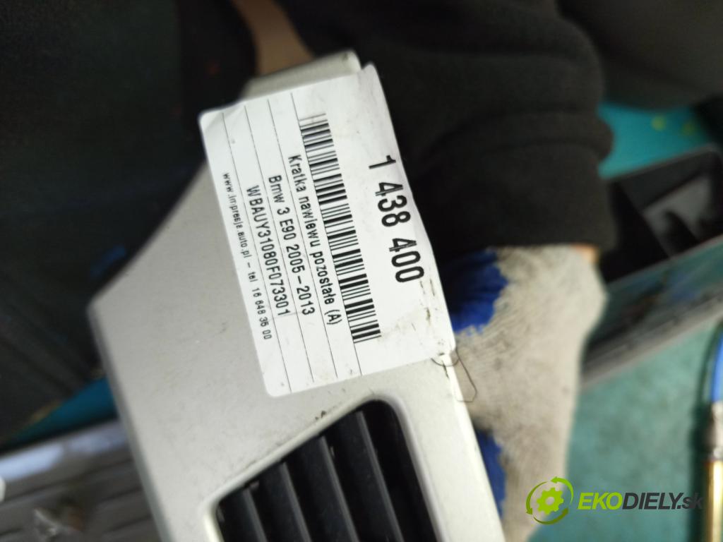 Bmw 3 E90 2005-2013 2.0d 184hp automatic 135 kW 1995 cm3 5- Mřížka: kúrenia ostatné 144821