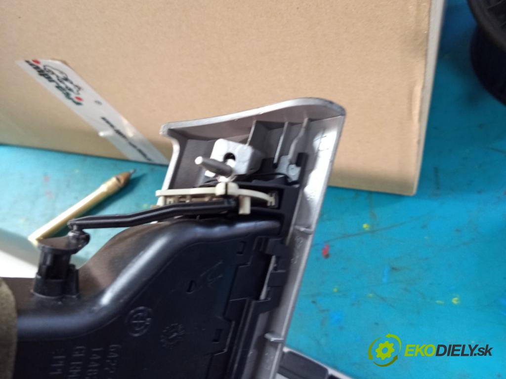 Bmw 3 E90 2005-2013 2.0d 184hp automatic 135 kW 1995 cm3 5- Mřížka: kúrenia ostatné 144821