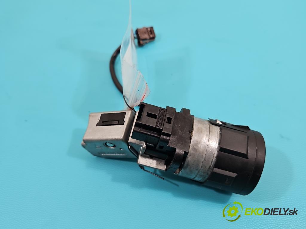 Citroen C5 II 2008-2017 2.0 hdi 136 HP automatic 100 kW 1997 cm3 5- Spínačka  (Spínacia skrinka)