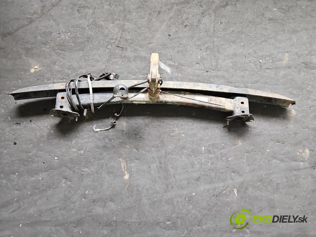 Mercedes B W245 2005-2011 2.0 cdi 140 hp manual 103 kW 1991 cm3 5- oko tažné A1693100137 (Tažná zařízení)