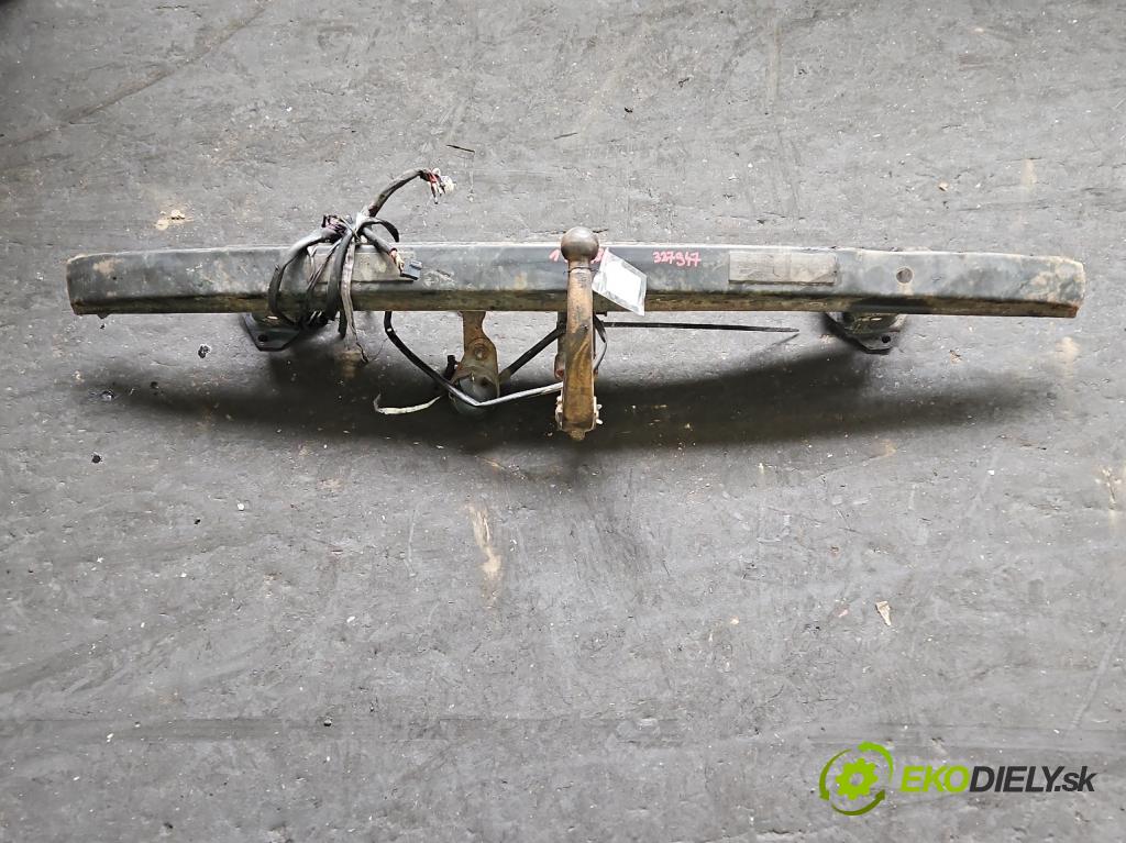 Mercedes B W245 2005-2011 2.0 cdi 140 hp manual 103 kW 1991 cm3 5- oko tažné A1693100137 (Tažná zařízení)