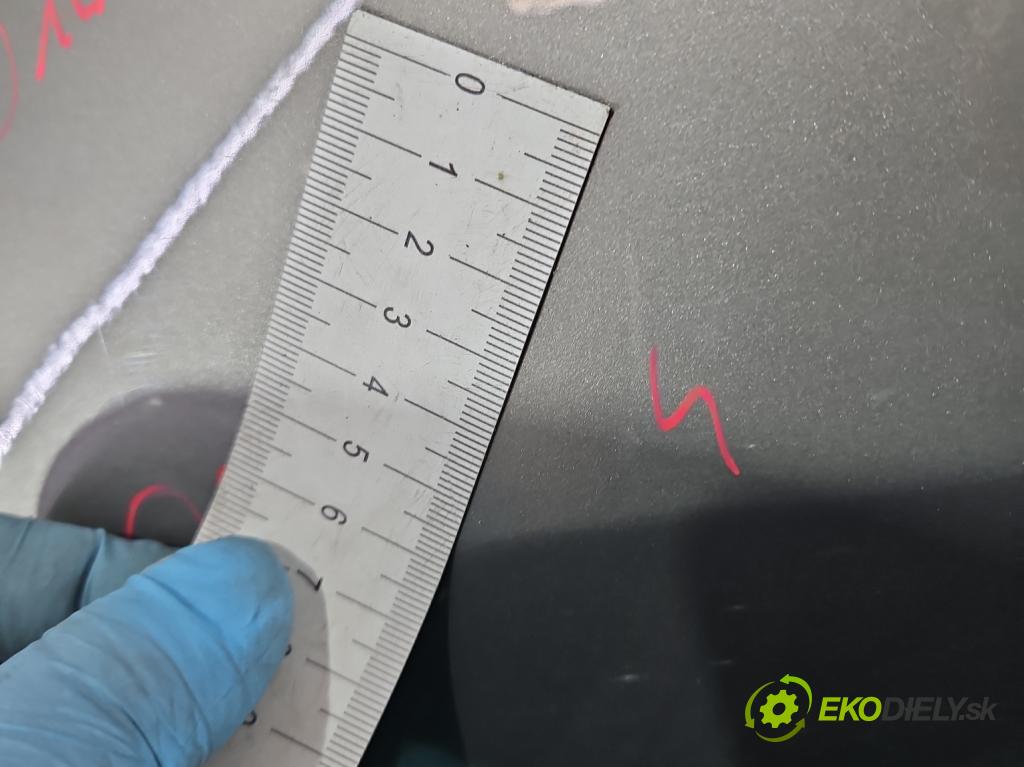 Toyota Corolla Verso II 2004-2009 2.0 D4D 116 HP manual 85 kW 1995 cm3 5- blatník predné ľavý  (Predné ľavé)