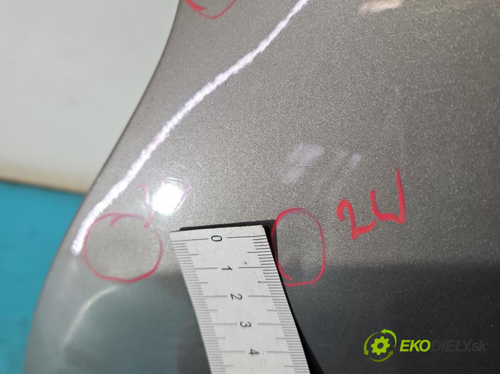 Toyota Corolla Verso II 2004-2009 2.0 D4D 116 HP manual 85 kW 1995 cm3 5- blatník predné ľavý  (Predné ľavé)