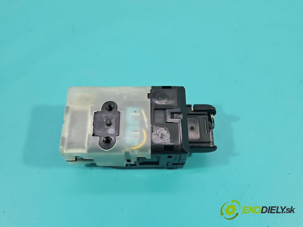 Toyota Corolla Verso II 2004-2009 2.0 D4D 116 HP manual 85 kW 1995 cm3 5- Spínačka 626399-000 (Spínacia skrinka)