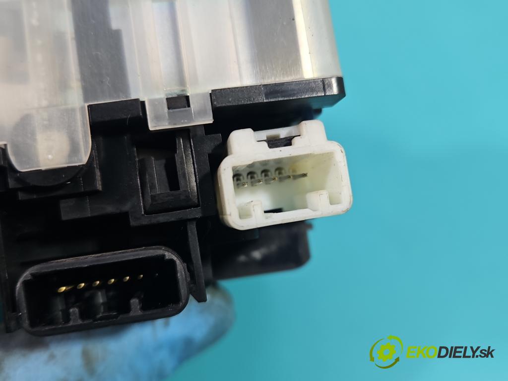 Toyota Corolla Verso II 2004-2009 2.0 D4D 116 HP manual 85 kW 1995 cm3 5- Spínačka 626399-000 (Spínacia skrinka)