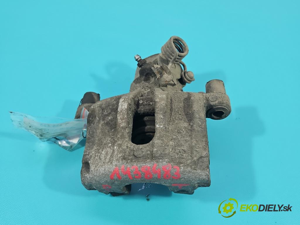 Ford Focus Mk2 2004-2011 1.4 16V 80 HP manual 59 kW 1388 cm3 5- brzdič zadné pravý  (Ostatné)