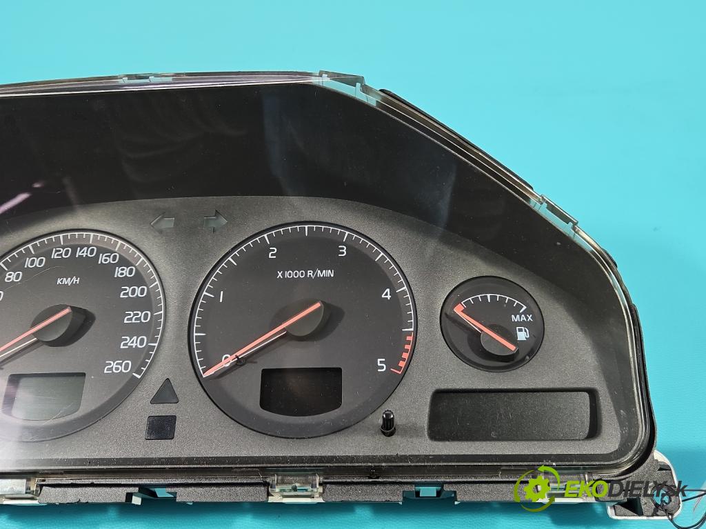Volvo V70 II 1999-2007 2.4 D5 163 HP manual 120 kW 2401 cm3 5- prístrojovka/ budíky 8637996 (Prístrojová doska, displej)