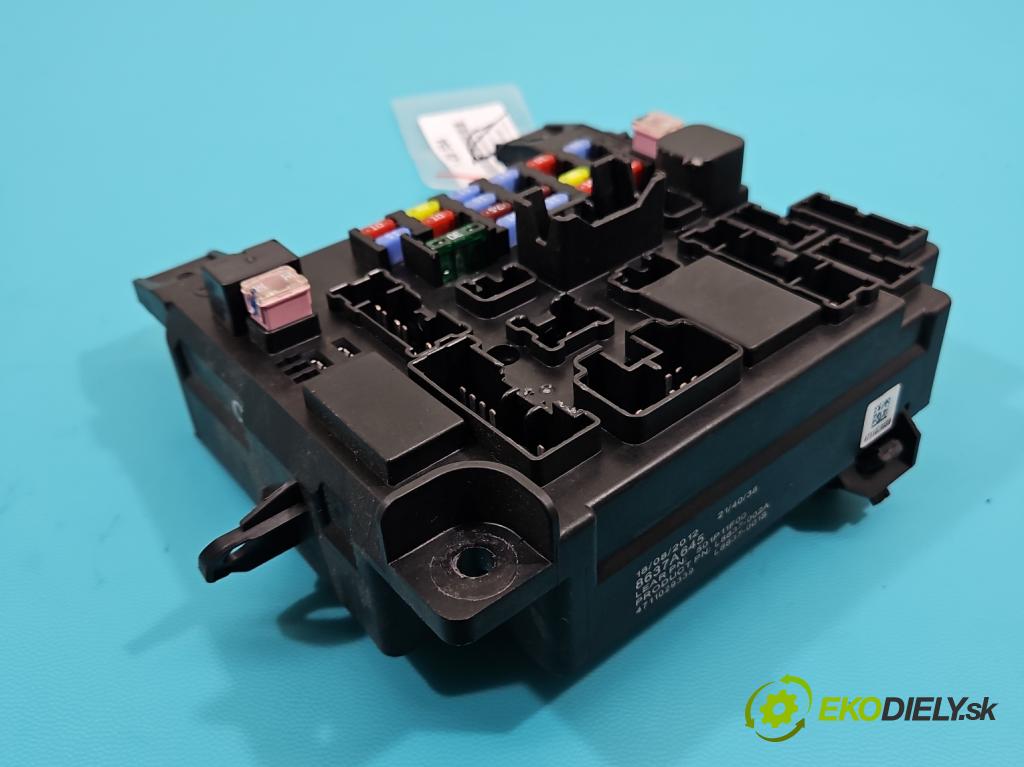 Mitsubishi ASX 2010-2021 1.6 16v 117 hp manual 86 kW 1590 cm3 5- skříňka pojistková 8637A645 (Pojistkové skříňky)