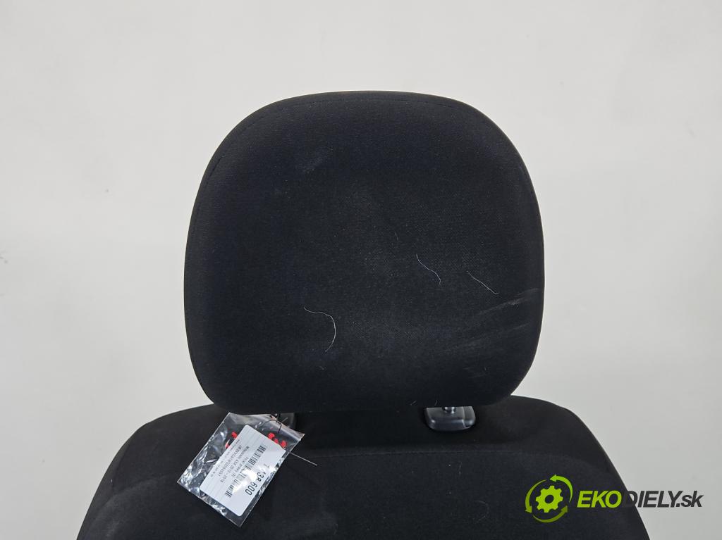 Mitsubishi ASX 2010-2021 1.6 16v 117 HP manual 86 kW 1590 cm3 5- Sedačka pravý  (Sedačka, sedadlo)