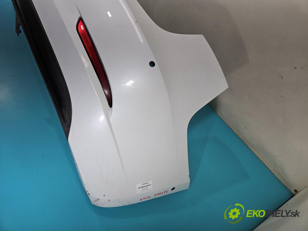 Tesla Model 3 2017- 0.0b: automatic 377 kW  4- nárazník zadní  (Klika dveří ostatní)