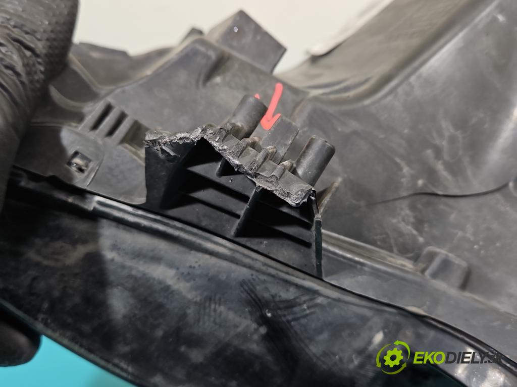 Renault Megane IV 2016-2024 1.5 dci 116 HP automatic 85 kW 1461 cm3 4- Reflektor: pravý 260104596R (Svetlo predné pravé)