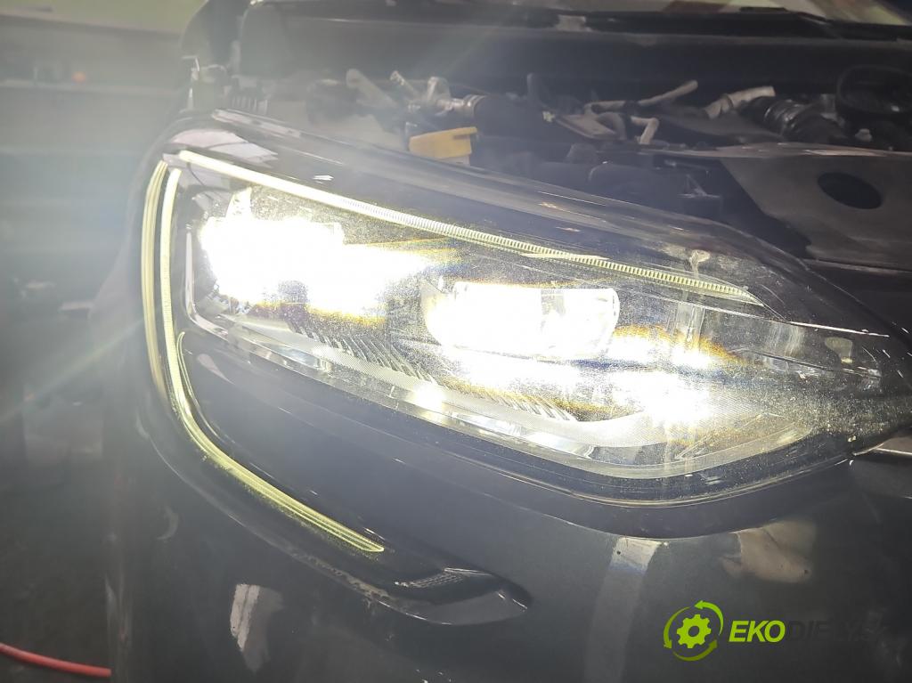 Renault Megane IV 2016-2024 1.5 dci 116 HP automatic 85 kW 1461 cm3 4- Reflektor: pravý 260104596R (Svetlo predné pravé)