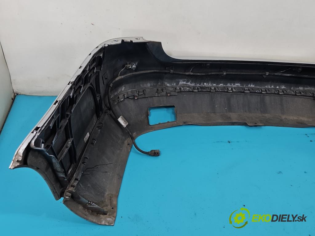 Vw Golf VI 2008-2013 1.6 tdi 105 hp manual 77 kW 1598 cm3 5- nárazník zadní (Klika dveří ostatní)
