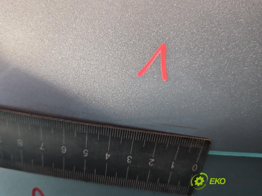 Vw Golf VI 2008-2013 1.6 tdi 105 hp manual 77 kW 1598 cm3 5- zadní kufrové dveře  (Zadní kapoty)