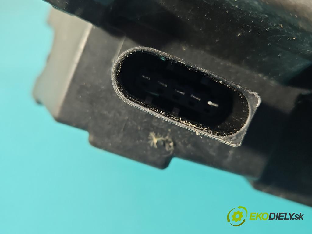 Mercedes B W245 2005-2011 2.0 cdi 140 HP manual 103 kW 1991 cm3 5- Reflektor: pravý A1698201861 (Svetlo predné pravé)