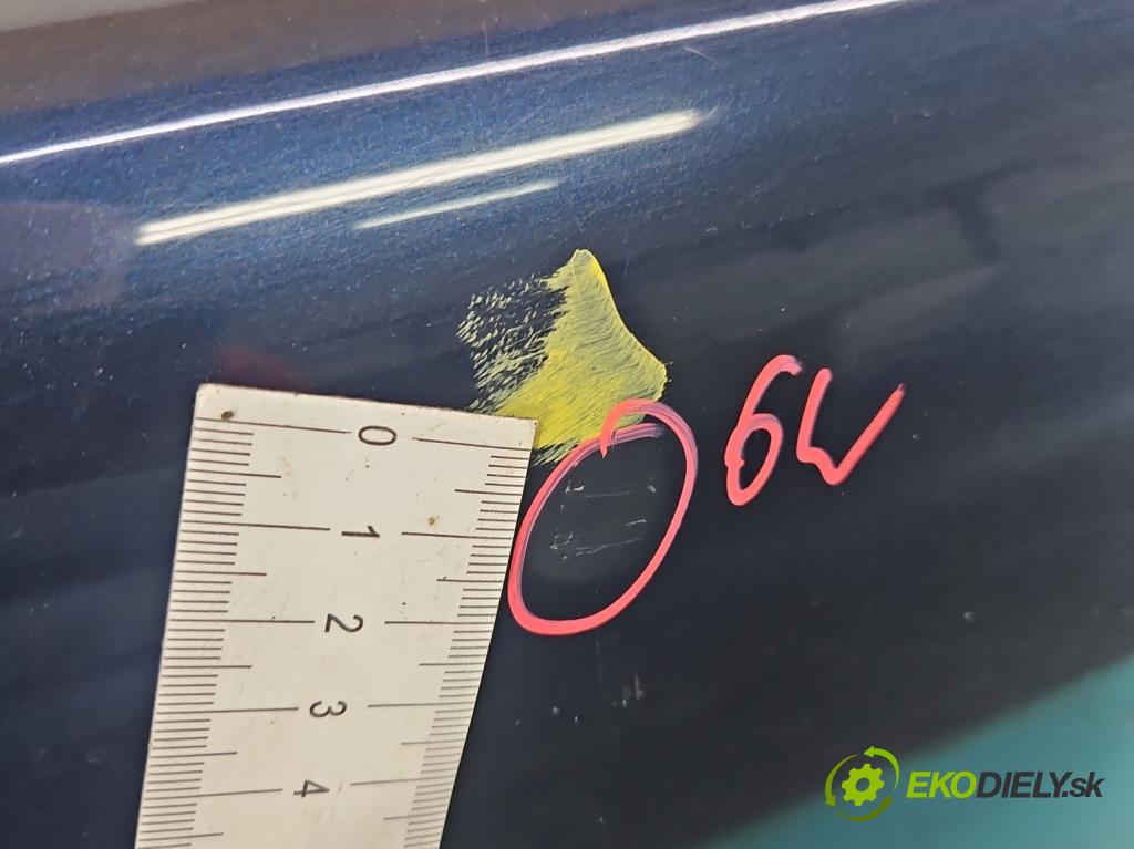 Volvo V70 II 1999-2007 2.4 D5 163 hp manual 120 kW 2401 cm3 5- dveře přední levé  (Ostatné)