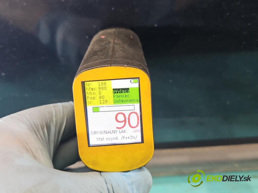 Volvo V70 II 1999-2007 2.4 D5 163 hp manual 120 kW 2401 cm3 5- dveře přední levé  (Ostatné)