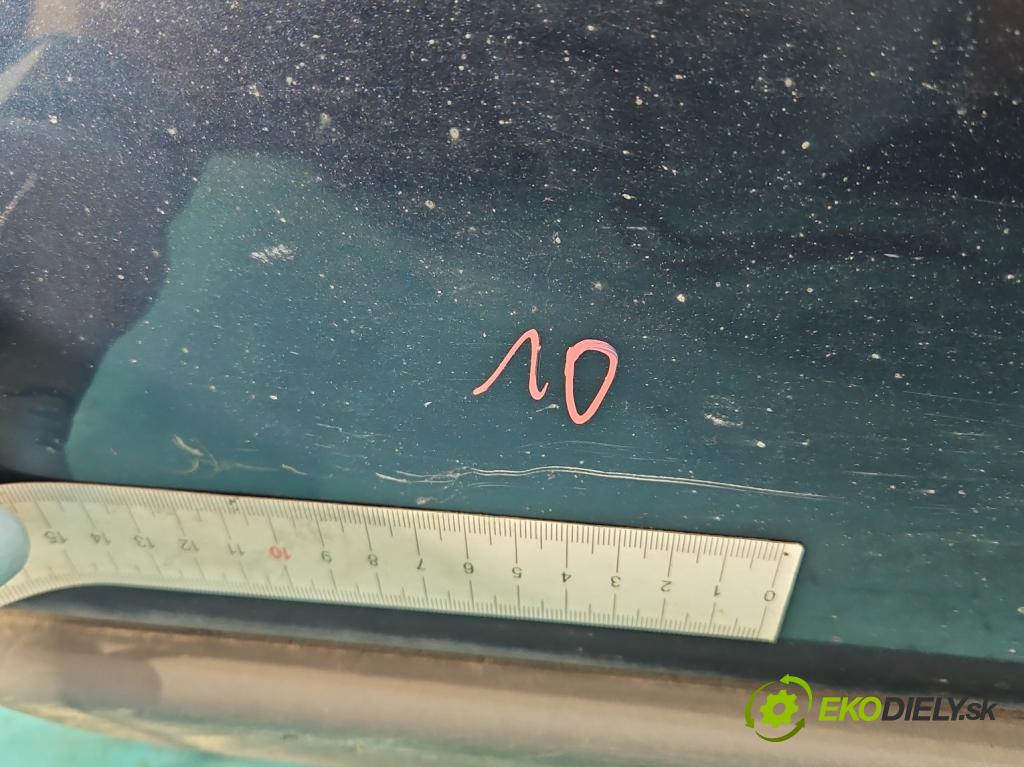 Volvo V70 II 1999-2007 2.4 D5 163 hp manual 120 kW 2401 cm3 5- dveře přední levé  (Ostatné)