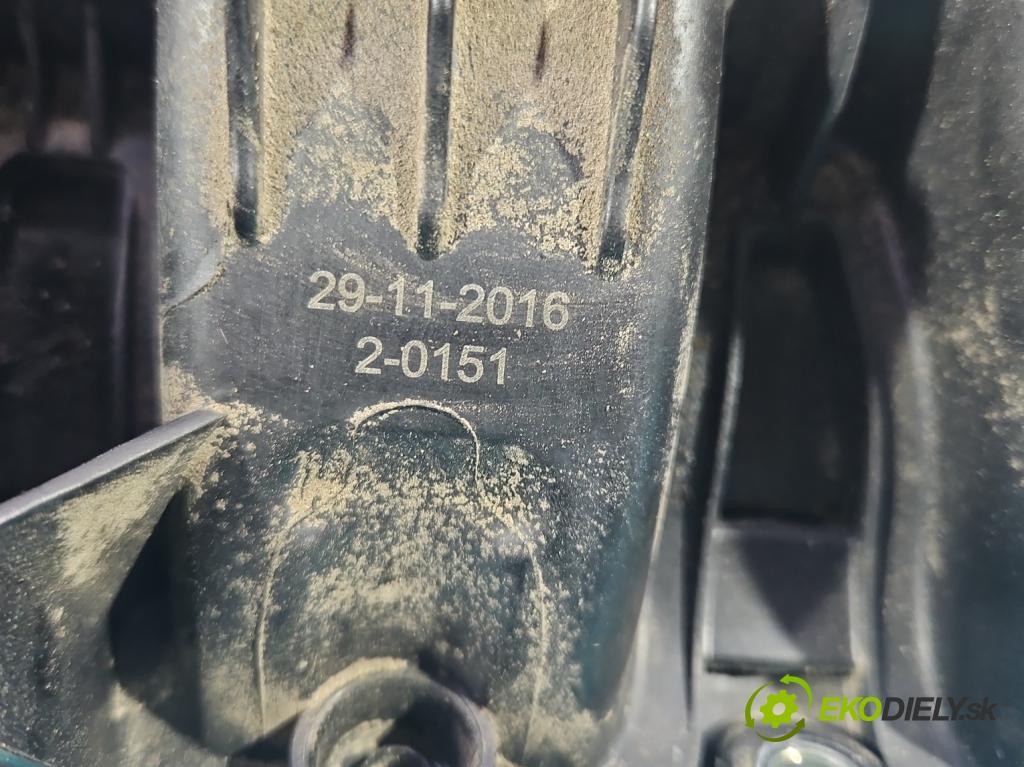 Skoda Fabia III 2014- 2021 1.2 TSI 90 hp manual 66 kW 1197 cm3 5- potrubí sací 04E129711J (Sací potrubí)