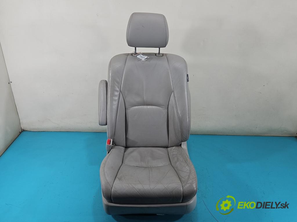 Lexus RX II 2003-2008 3.3 V6 211KM automatic 155 kW 3311 cm3 5- Sedačka ľavý  (Sedačka, sedadlo)