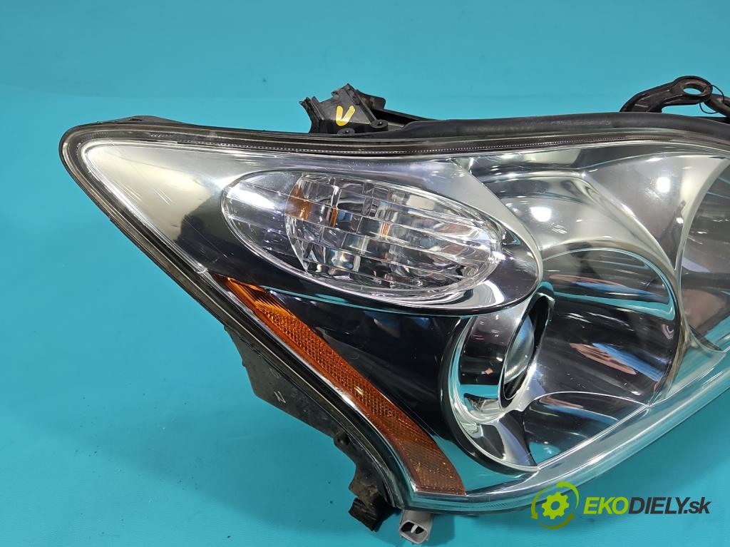 Lexus RX II 2003-2008 3.3 V6 211KM automatic 155 kW 3311 cm3 5- Reflektor: pravý  (Svetlo predné pravé)