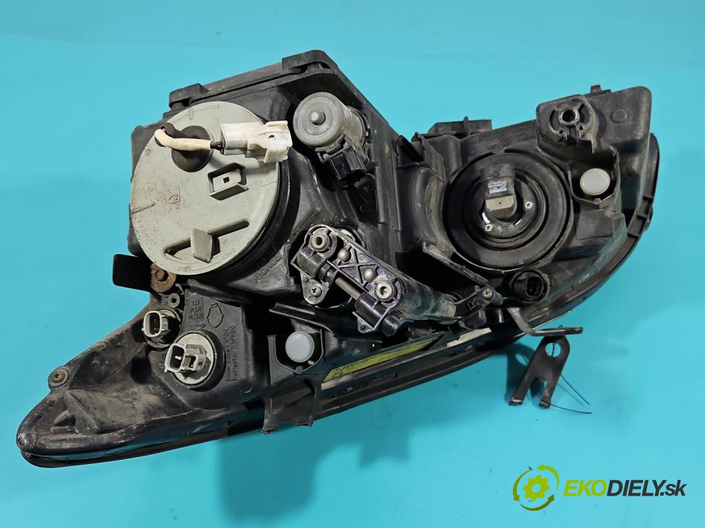 Lexus RX II 2003-2008 3.3 V6 211KM automatic 155 kW 3311 cm3 5- Reflektor: pravý  (Svetlo predné pravé)