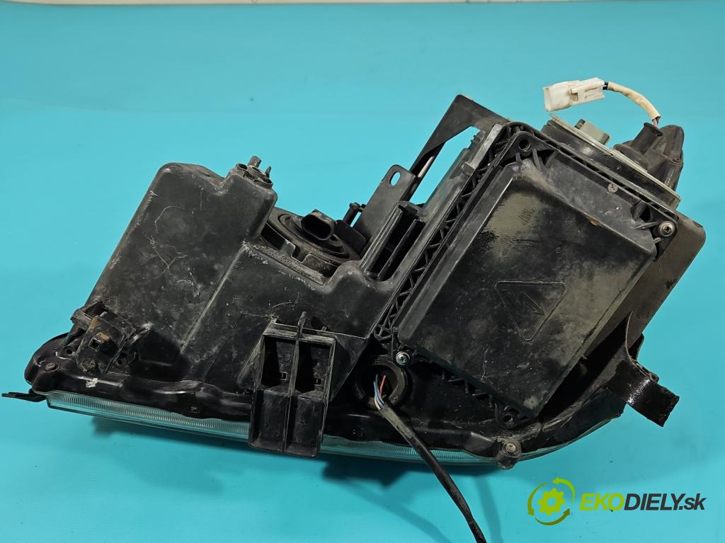 Lexus RX II 2003-2008 3.3 V6 211KM automatic 155 kW 3311 cm3 5- Reflektor: pravý  (Svetlo predné pravé)