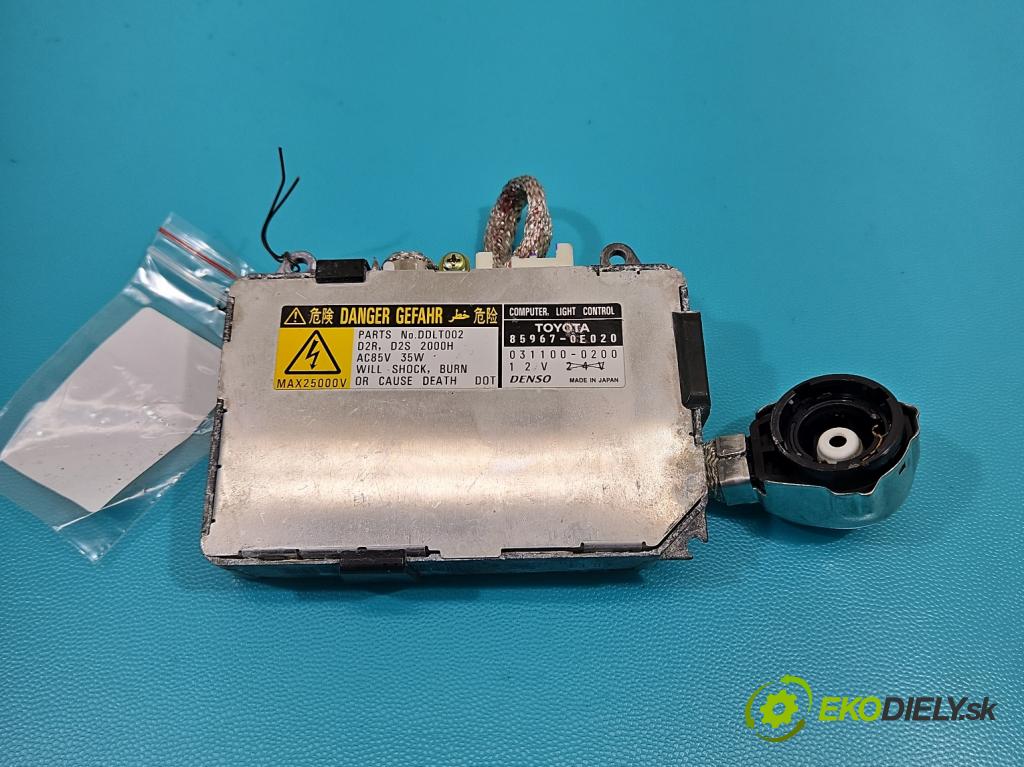 Lexus RX II 2003-2008 3.3 V6 211KM automatic 155 kW 3311 cm3 5- střídač: xenon 85967-0E020 (Riadiaca jednotka xenónu)