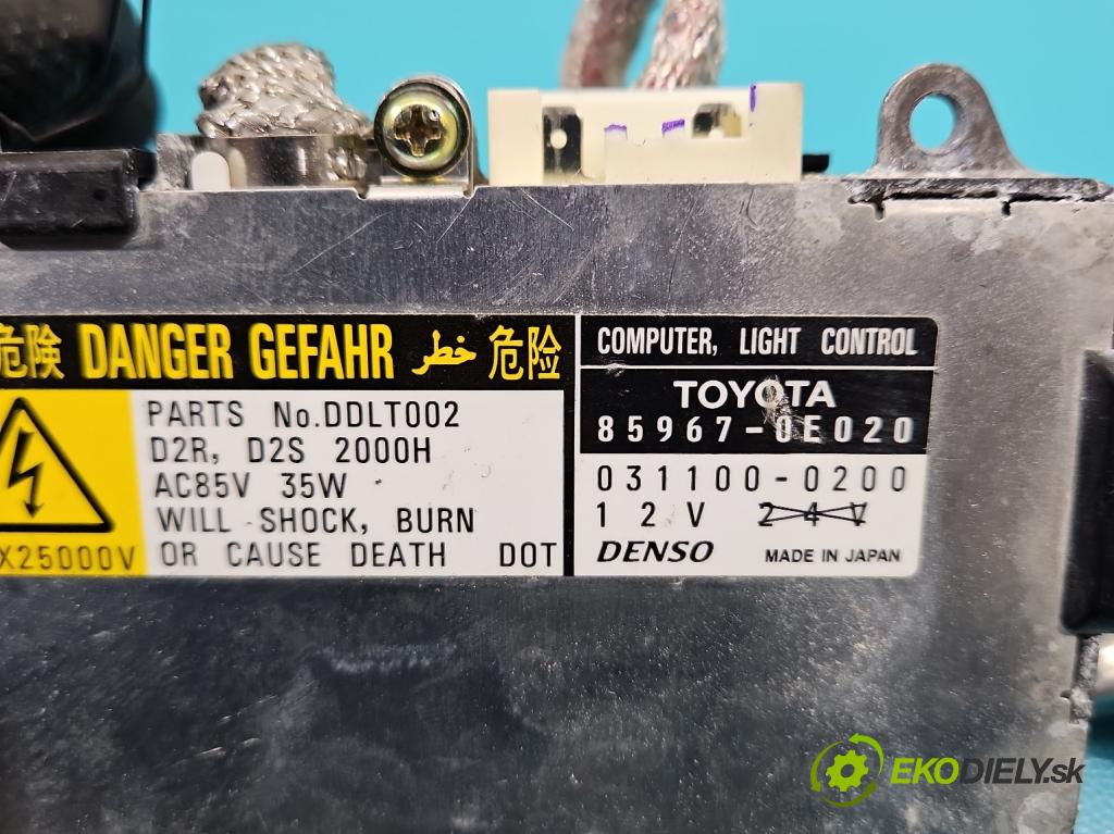 Lexus RX II 2003-2008 3.3 V6 211KM automatic 155 kW 3311 cm3 5- střídač: xenon 85967-0E020 (Riadiaca jednotka xenónu)