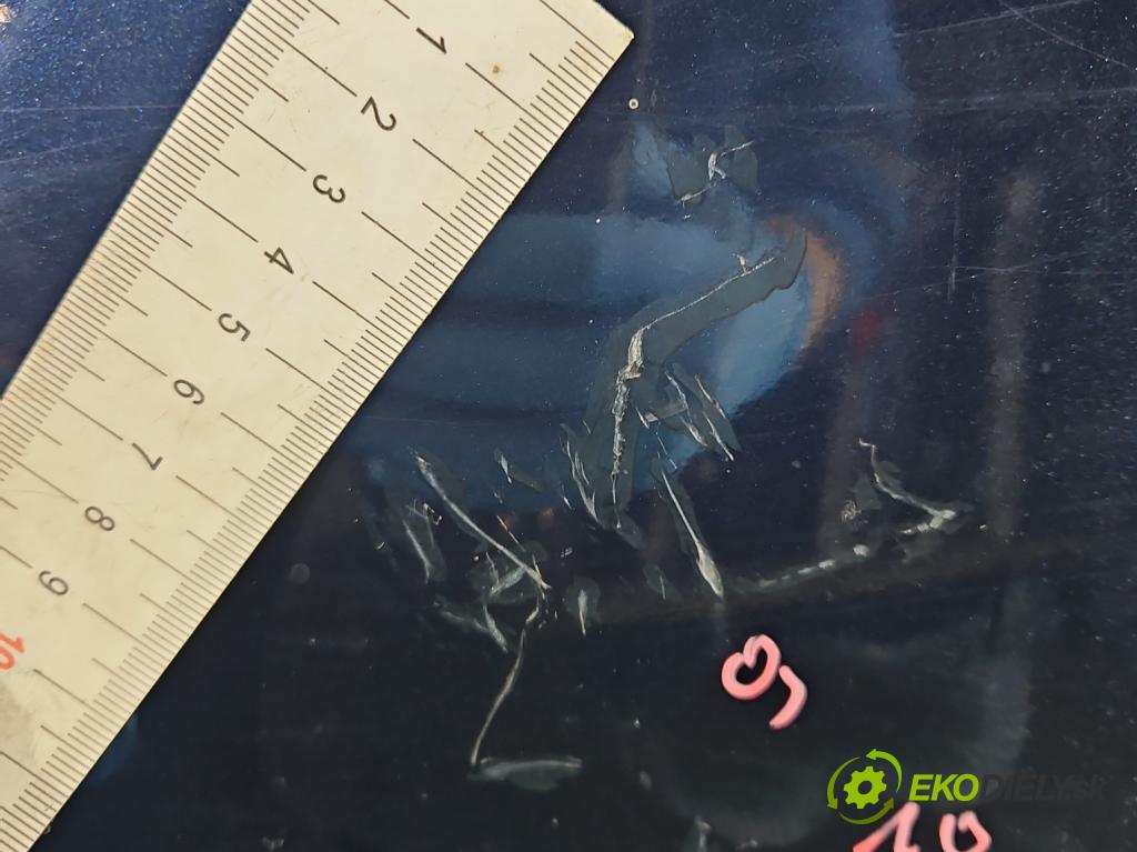 Volvo V70 II 1999-2007 2.4 D5 163 HP manual 120 kW 2401 cm3 5- blatník predné ľavý  (Blatník predný ľavý)