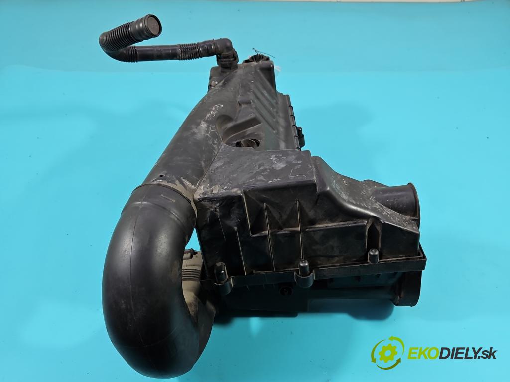 Vw Golf VI 2008-2013 1.6 tdi 105 hp manual 77 kW 1598 cm3 5- obal filtra vzduchu 3C0129601 (Kryty filtrů)