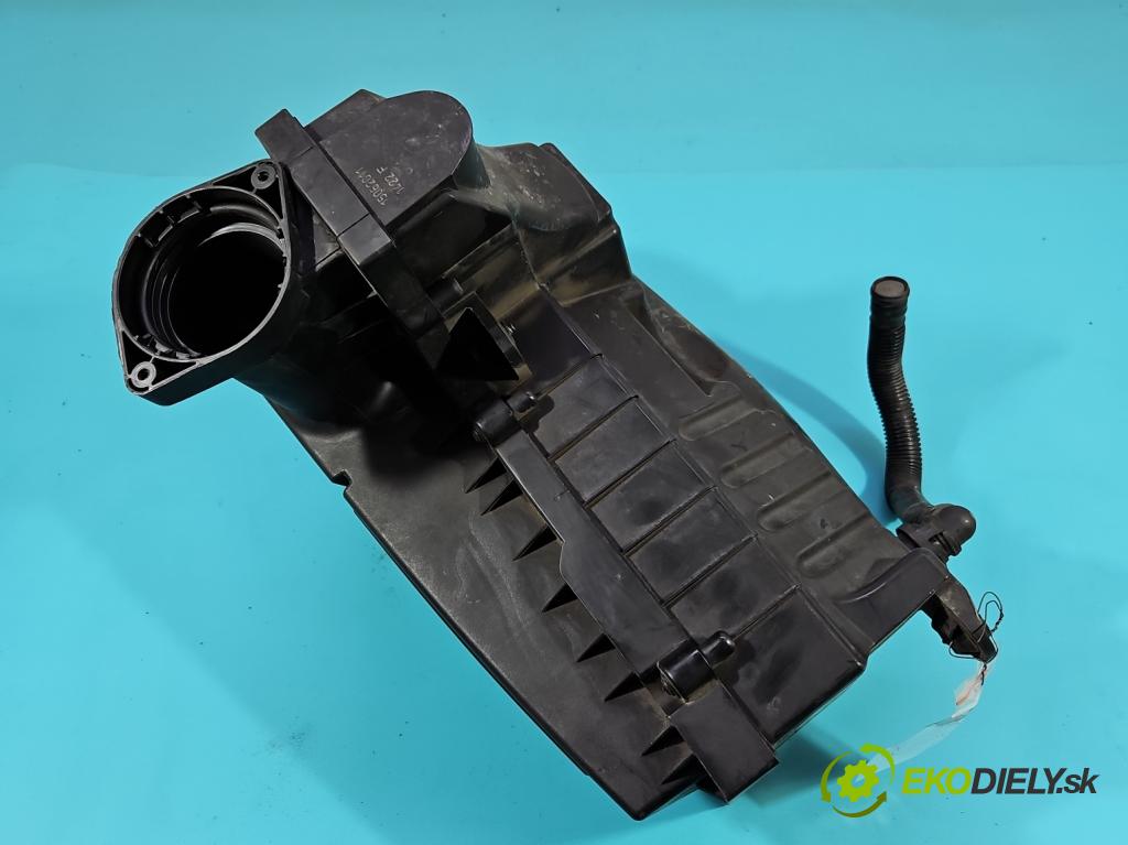 Vw Golf VI 2008-2013 1.6 tdi 105 hp manual 77 kW 1598 cm3 5- obal filtra vzduchu 3C0129601 (Kryty filtrů)