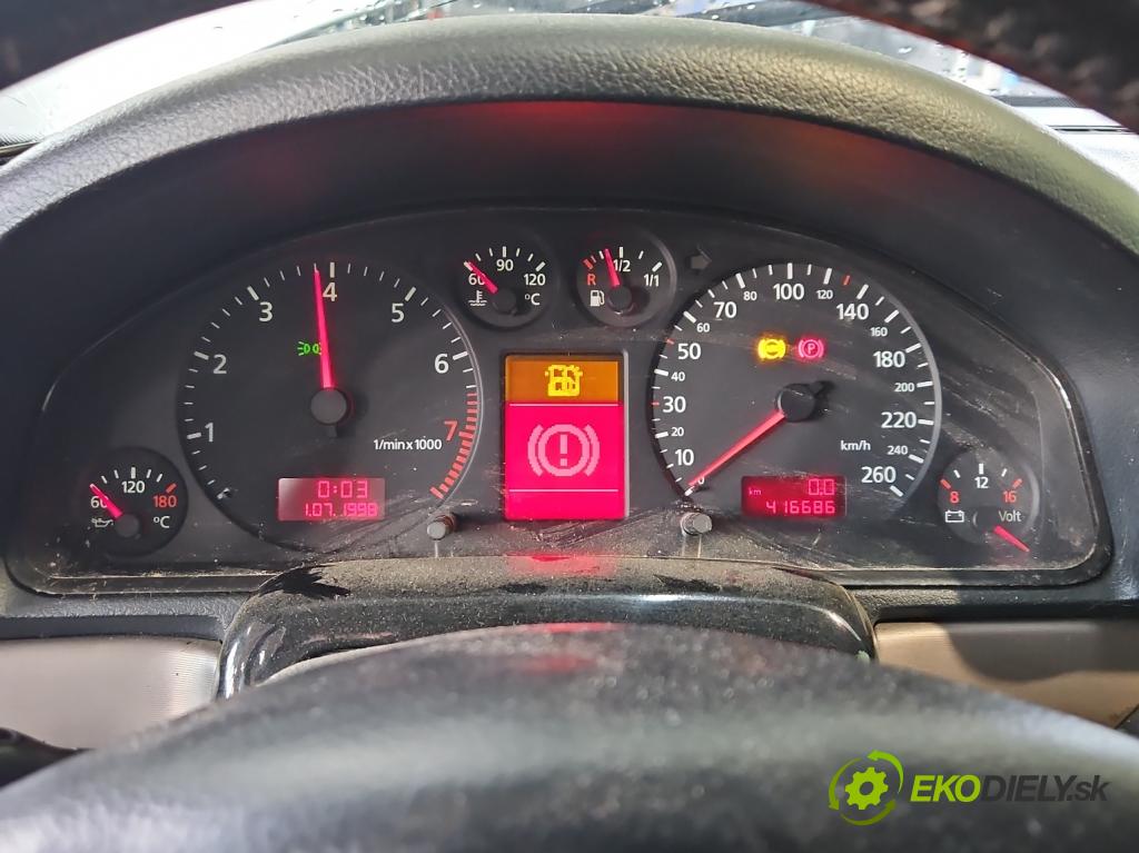 Audi A4 B5 1994-2001 1.8 T 150 HP manual 110 kW 1781 cm3 4- prístrojovka/ budíky 8D0920930N (Prístrojová doska, displej)