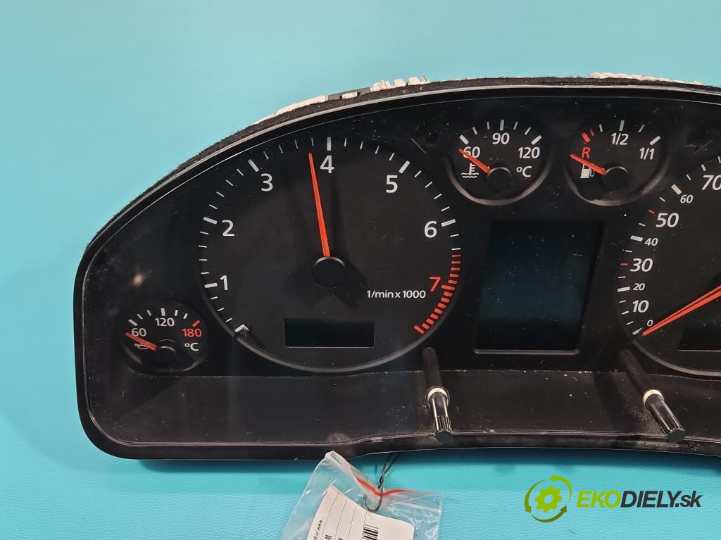 Audi A4 B5 1994-2001 1.8 T 150 HP manual 110 kW 1781 cm3 4- prístrojovka/ budíky 8D0920930N (Prístrojová doska, displej)