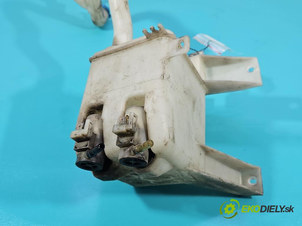 Suzuki Swift Mk6 2005-2010 1,3.0 DDiS 69KM manual 51 kW 1248 cm3 5- nádržka tekutina: ostrekovačov