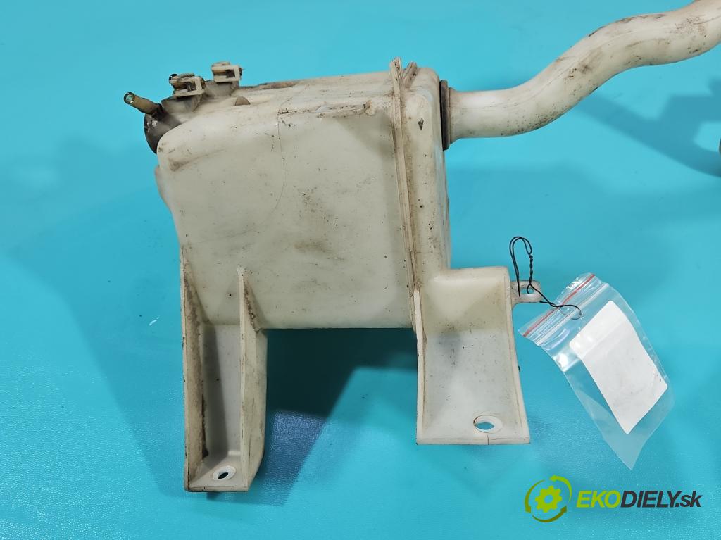 Suzuki Swift Mk6 2005-2010 1,3.0 DDiS 69KM manual 51 kW 1248 cm3 5- nádržka tekutina: ostrekovačov