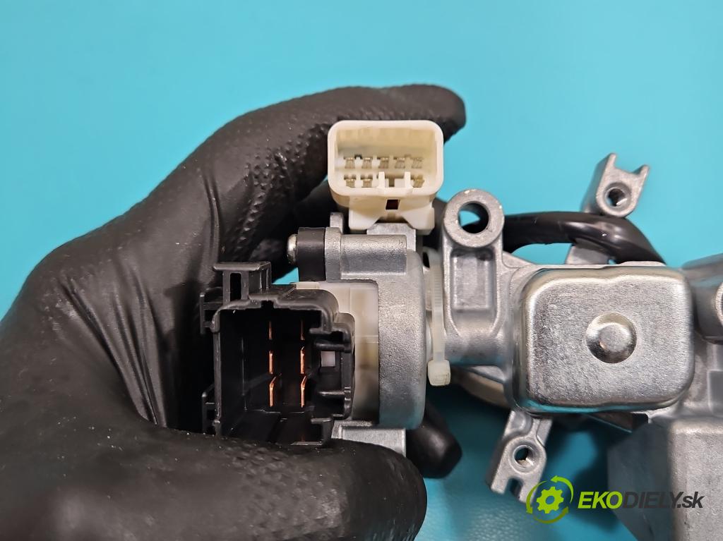Suzuki Grand Vitara II 2005-2014 2.0 16V 140 HP manual 103 kW 1995 cm3 5- Spínačka 33970-65J00 (Spínacia skrinka)