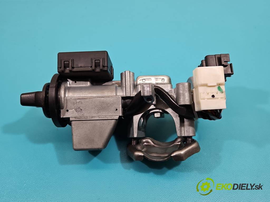 Suzuki Grand Vitara II 2005-2014 2.0 16V 140 HP manual 103 kW 1995 cm3 5- Spínačka 33970-65J00 (Spínacia skrinka)